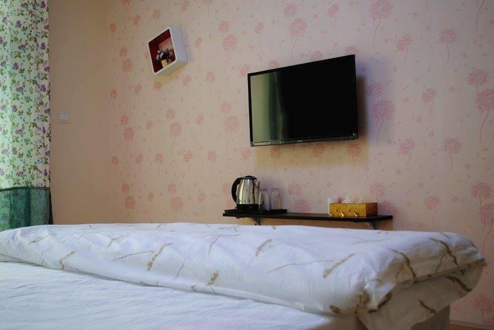 Kunming Colorful Cloud Apartment Hotel Exterior foto